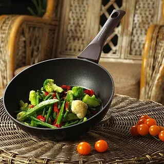 5 ошибок, из-за которых портится антипригарная сковорода